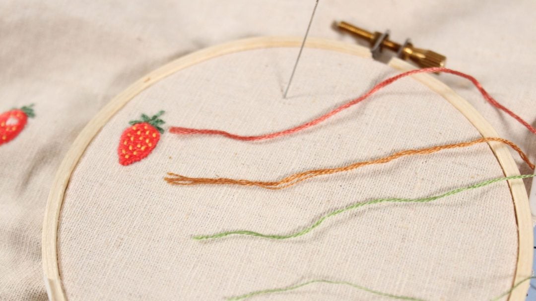 How Many Strands Of Embroidery Floss To Use [Take The Quiz!] Crewel Ghoul