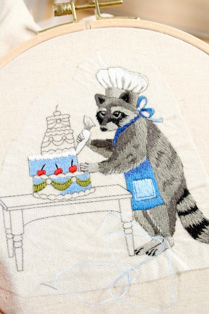Baking Raccoon Embroidery Pattern - Image 2