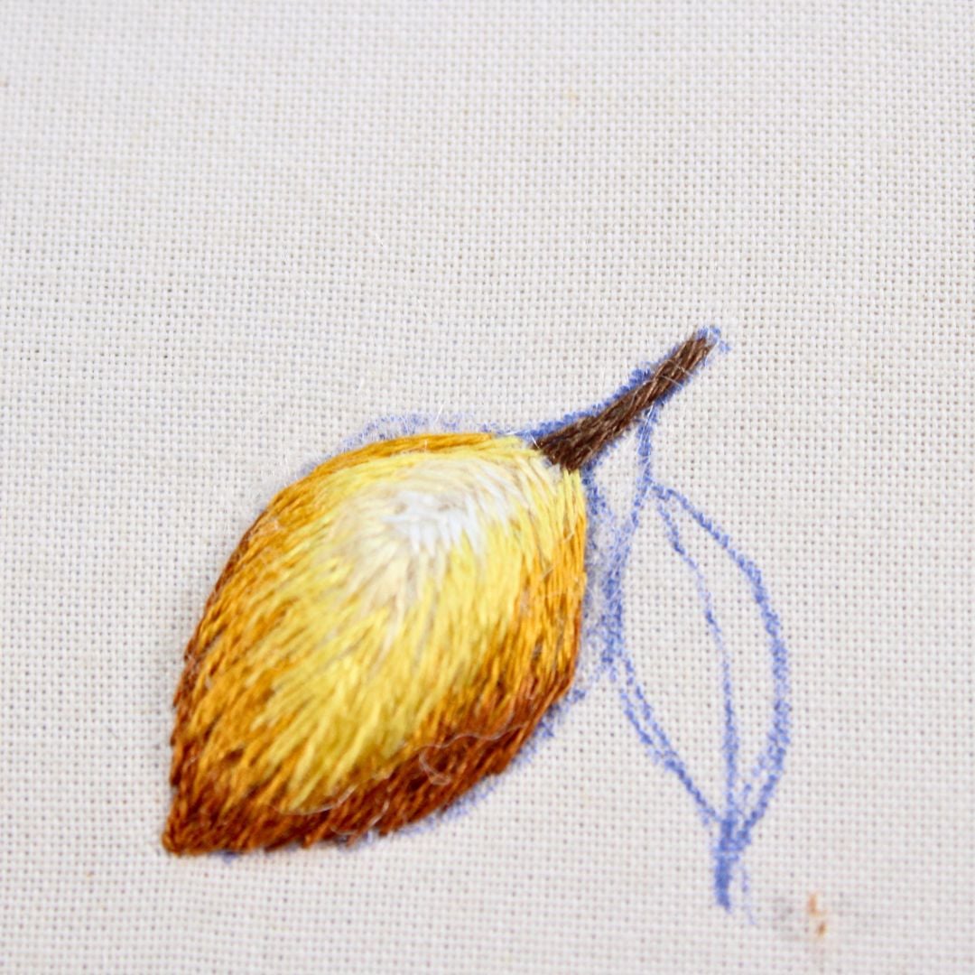 how to thread paint the lemon step 7
